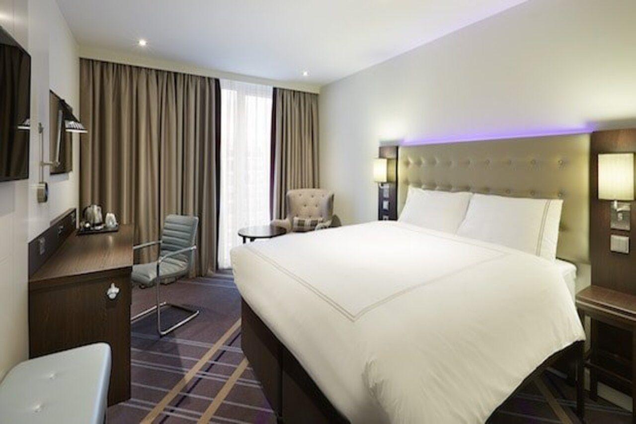 Premier Inn Duesseldorf City Friedrichstadt Dış mekan fotoğraf